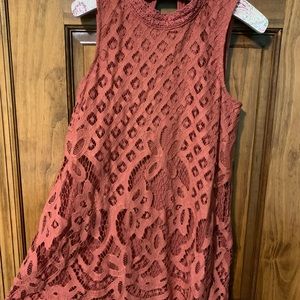 Small Lace Rust colored top